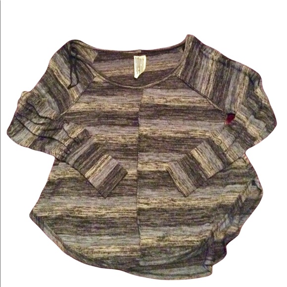 Free People Sweaters - NWOT FREE PEOPLE sweater